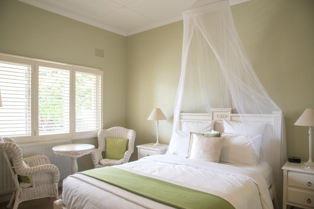 Bed & Breakfast Plantation House At Whitecliffs Rye